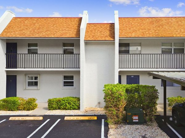 2955 SW 22nd Ave, Unit 104, Delray Beach, FL 33445