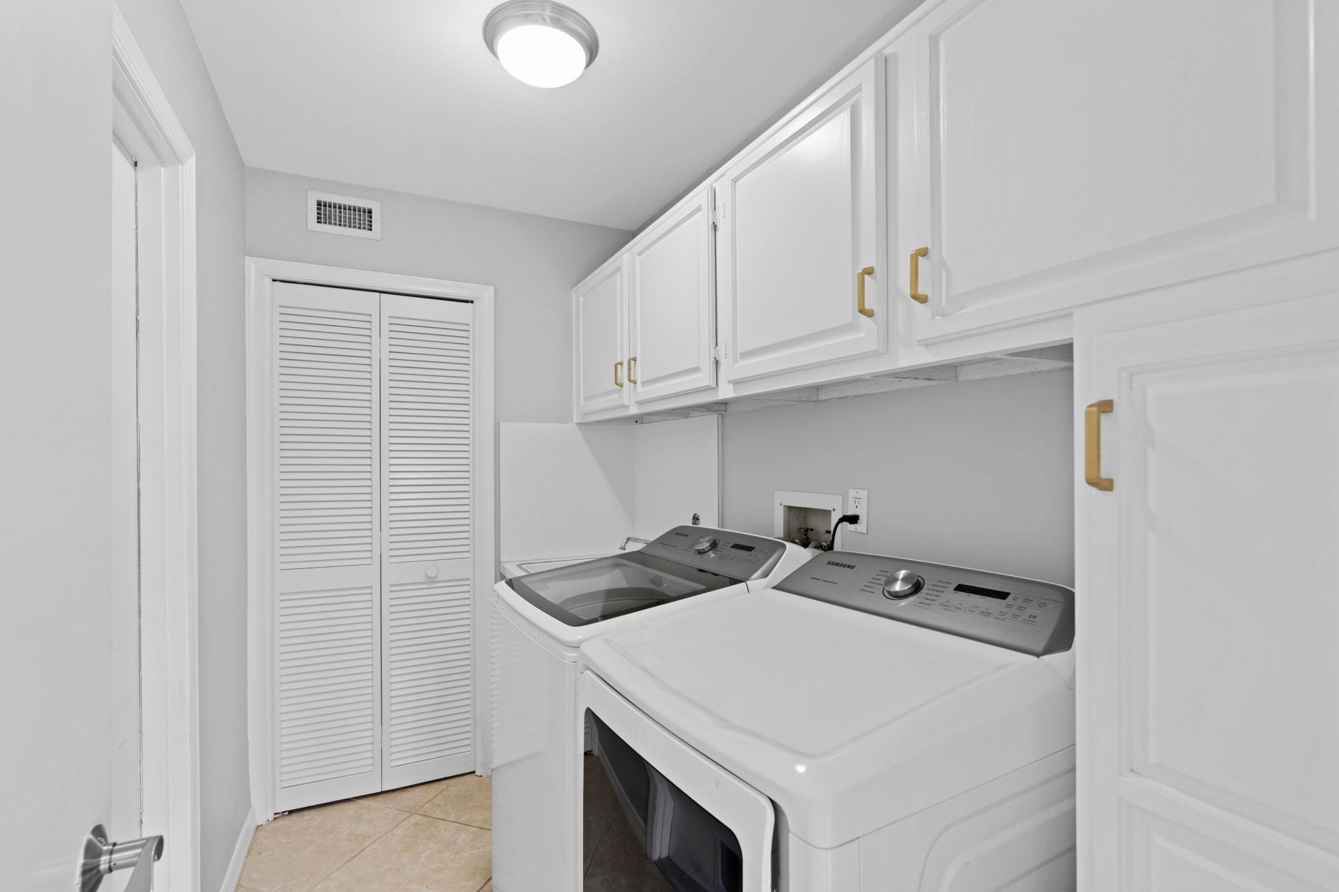 925 Foxpointe Circle, Delray Beach, FL 33445 Photo