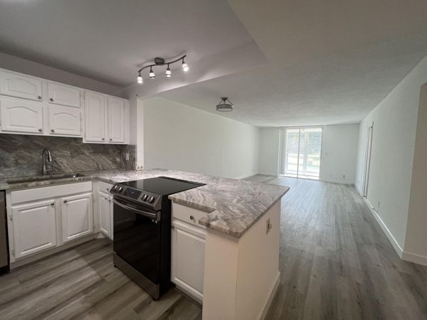 6161 NW 2nd Avenue, Unit 114, Boca Raton, FL 33487