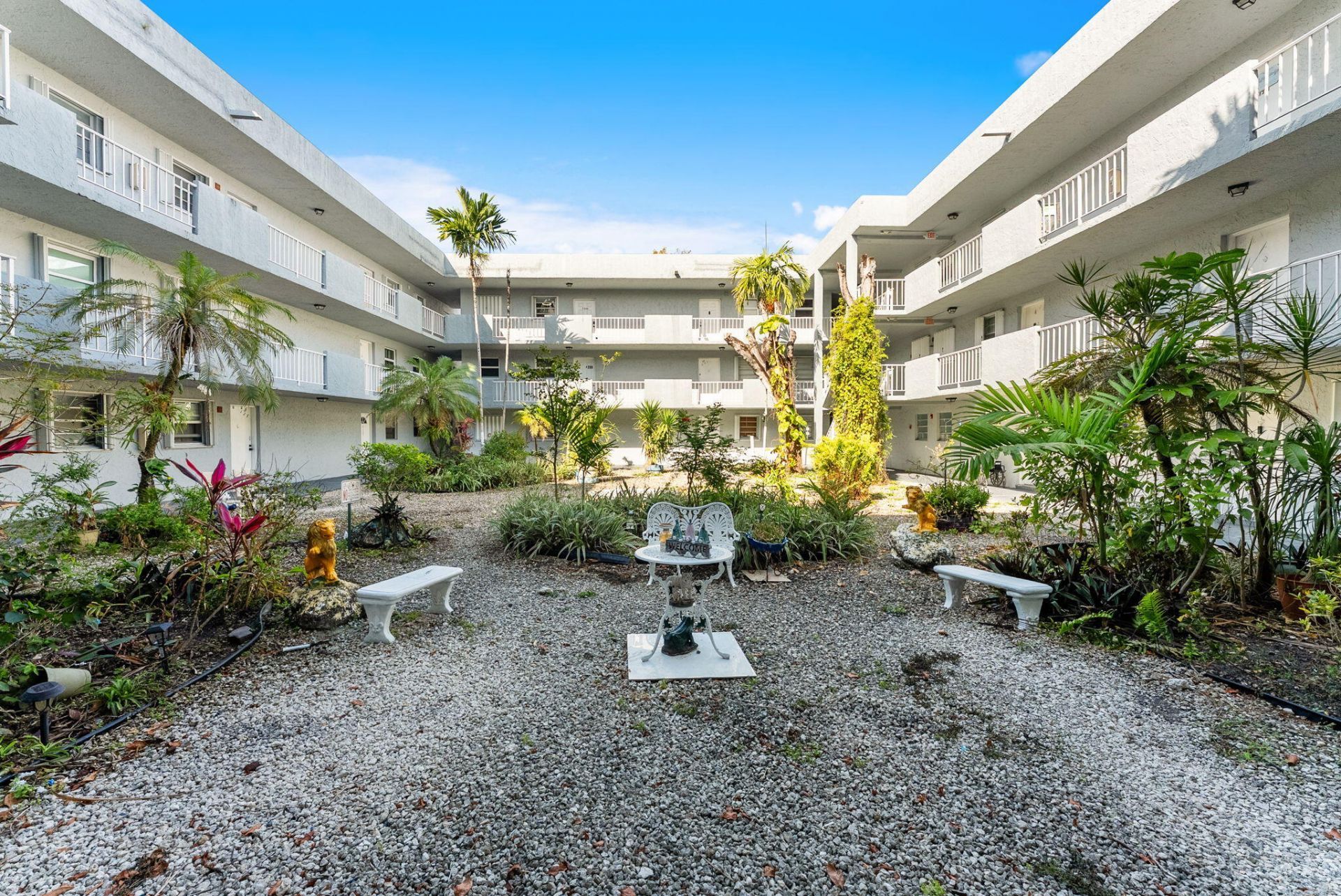 1725 W 60th St, Unit F126, Hialeah, FL 33012 Photo