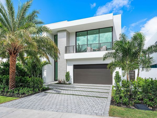 721 Lake Ave N, Delray Beach, FL 33483