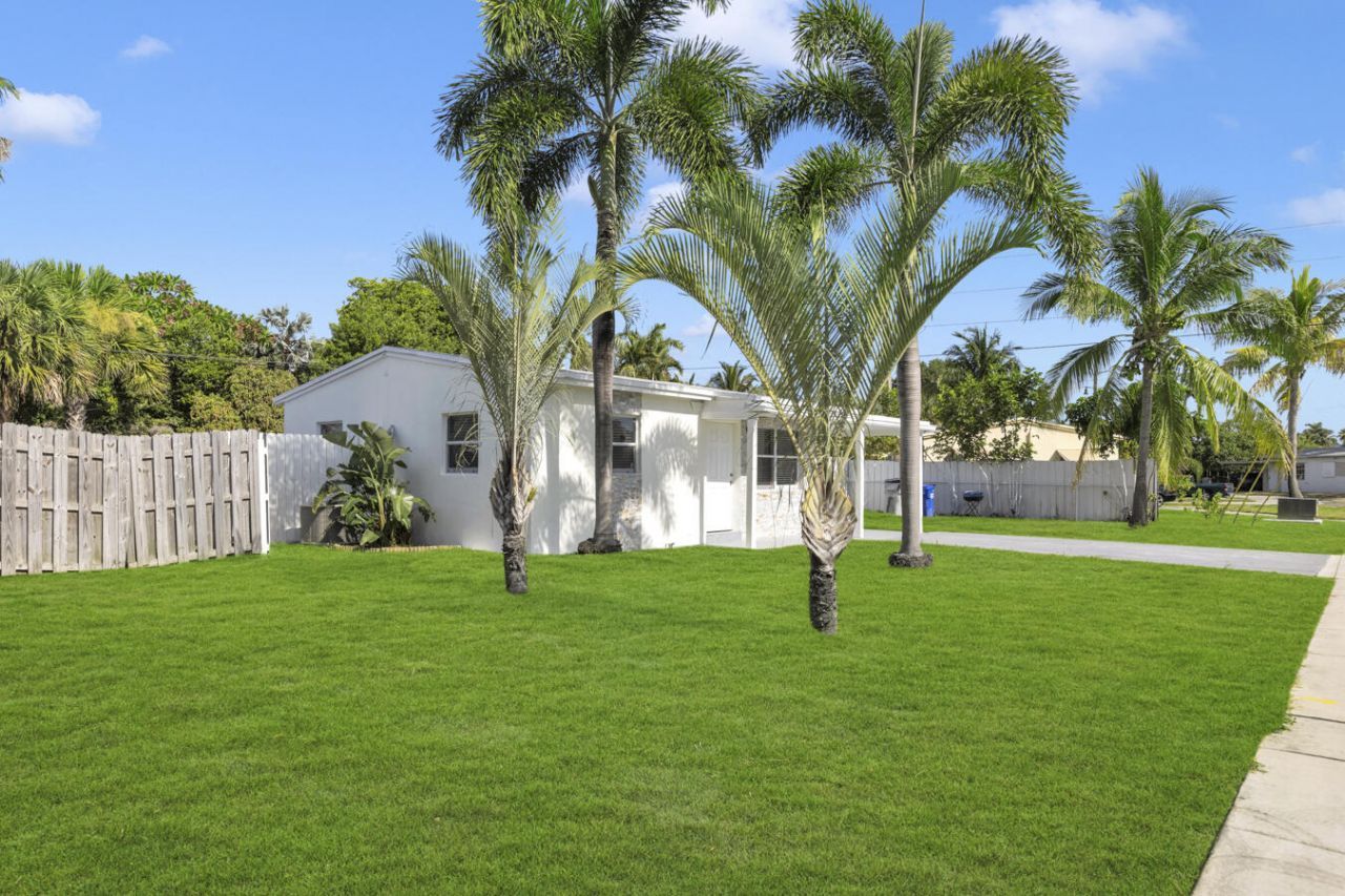 2533 NE 12th Terrace, Pompano Beach, FL 33064 Photo