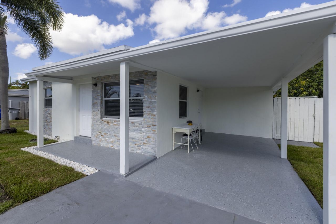 2533 NE 12th Terrace, Pompano Beach, FL 33064 Photo