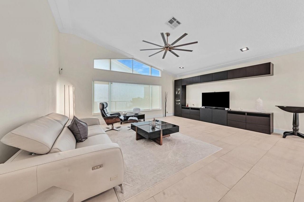 12041 NW 2nd Drive, Coral Springs, FL 33071 Photo