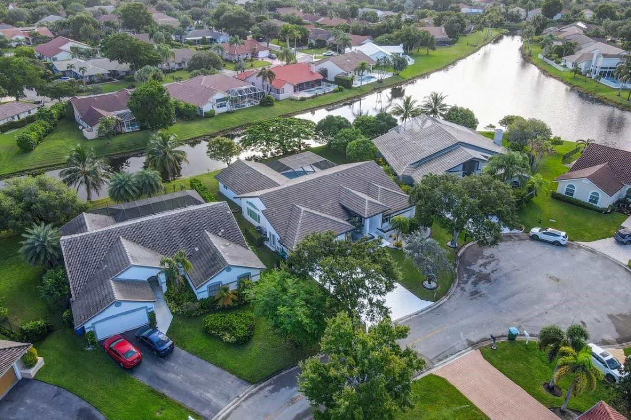 12041 NW 2nd Drive, Coral Springs, FL 33071 Photo