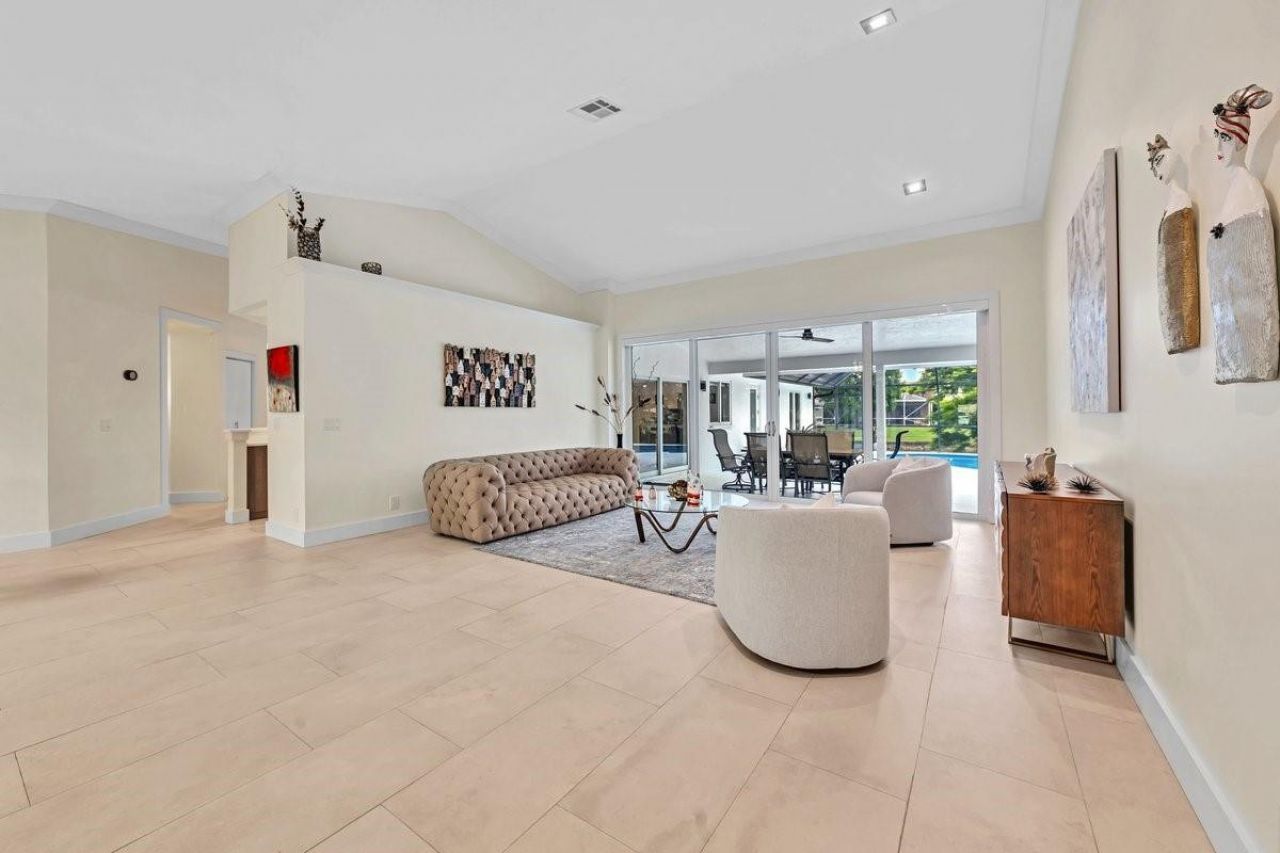 12041 NW 2nd Drive, Coral Springs, FL 33071 Photo