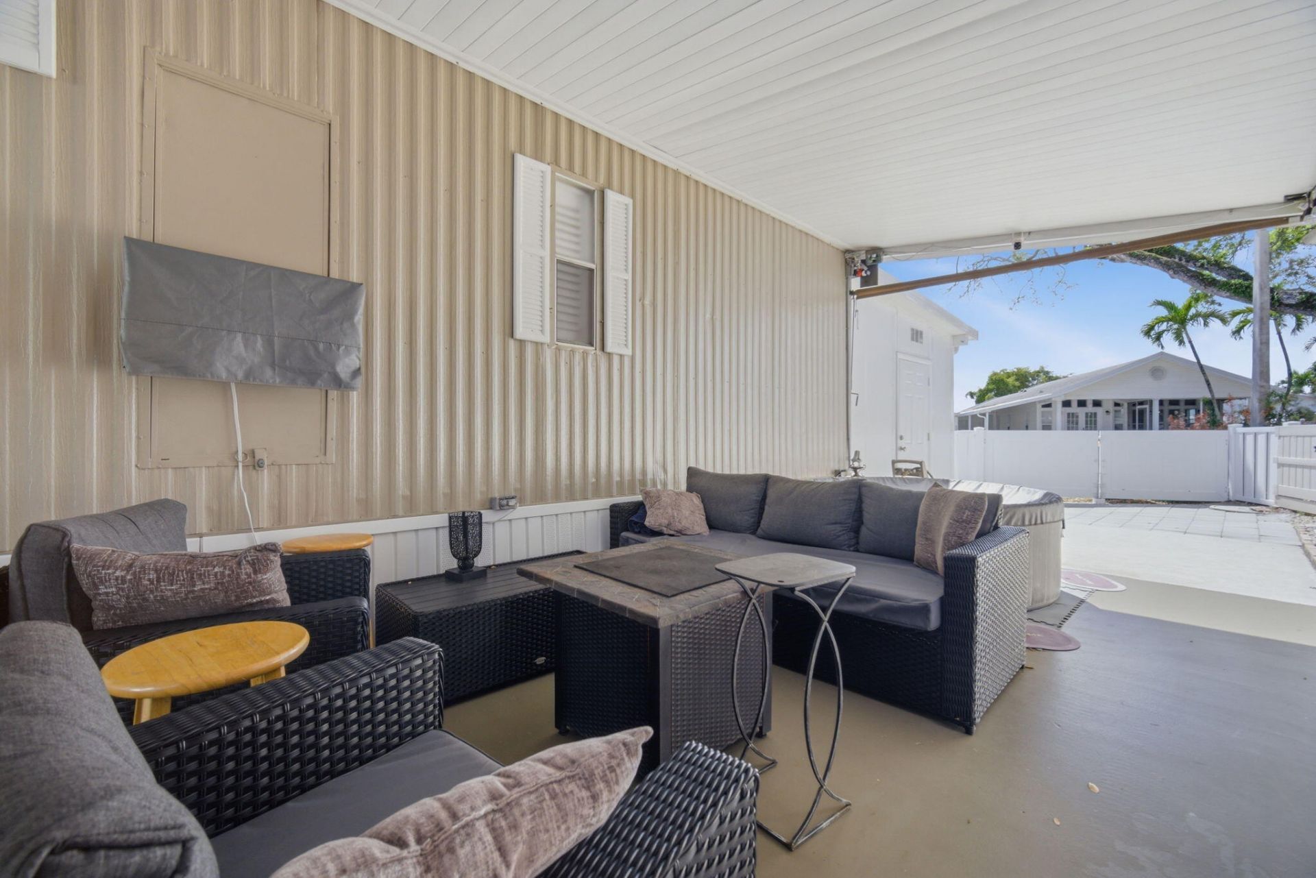 2340 SW 51st, Fort Lauderdale, FL 33312 Photo