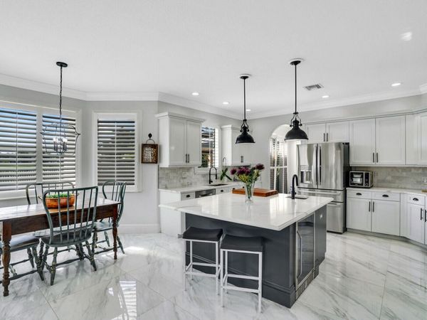 2176 Bellcrest Circle, Royal Palm Beach, FL 33411