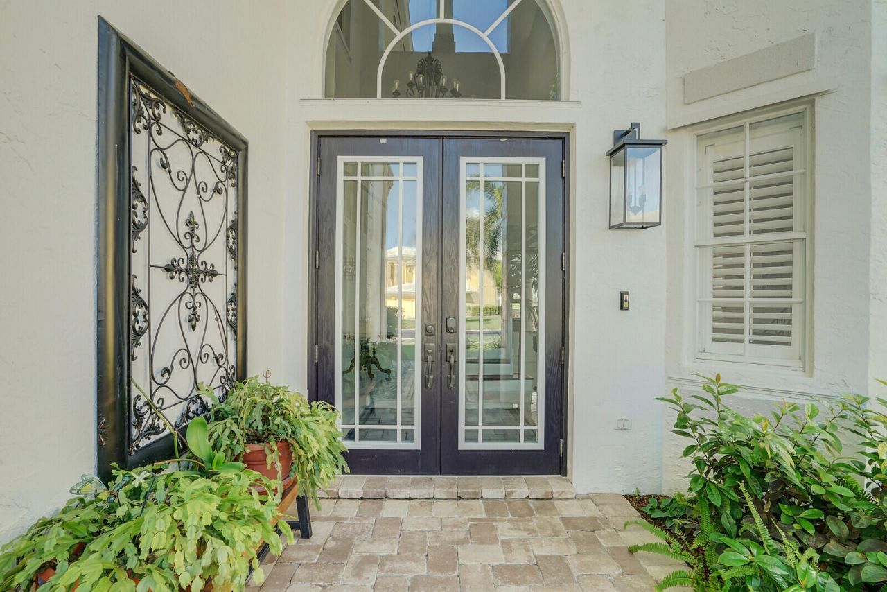 2176 Bellcrest Circle, Royal Palm Beach, FL 33411 Photo