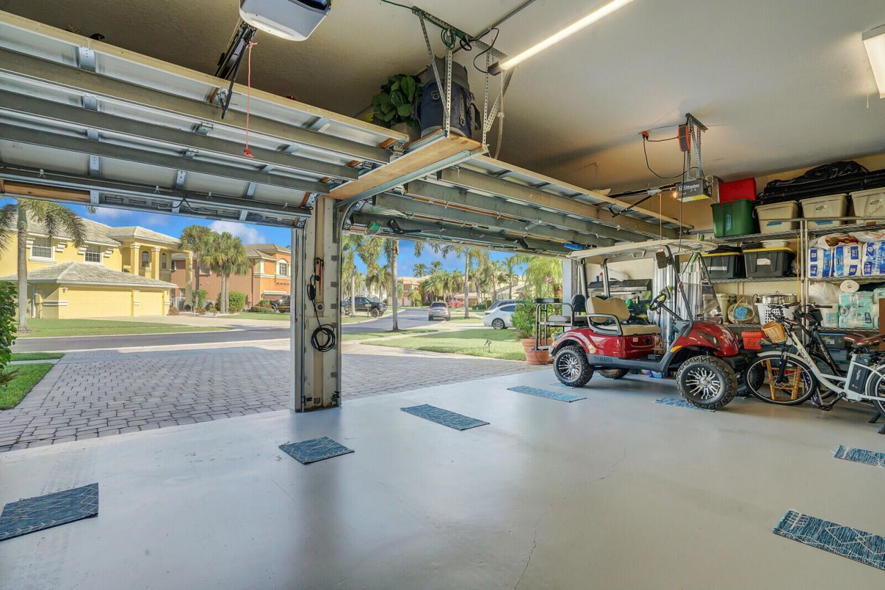 2176 Bellcrest Circle, Royal Palm Beach, FL 33411 Photo