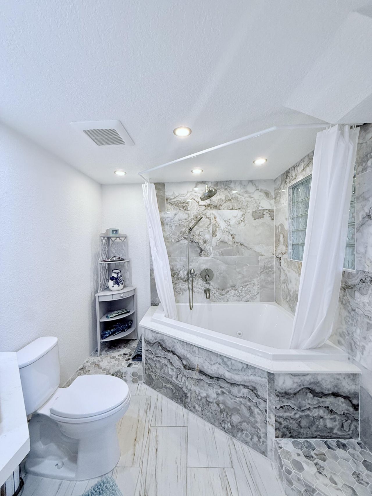 2424 N Federal Highway, Unit 407, Boynton Beach, FL 33435 Photo