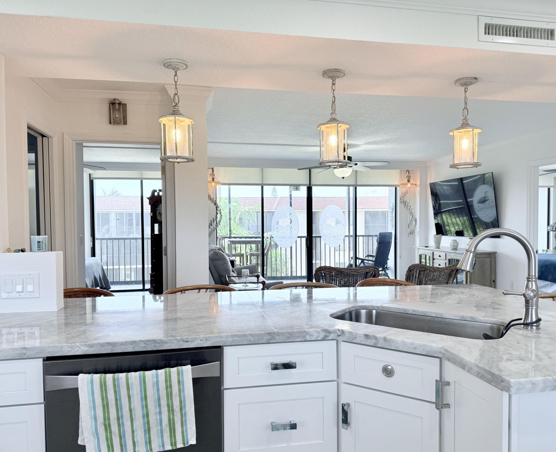 2424 N Federal Highway, Unit 407, Boynton Beach, FL 33435 Photo