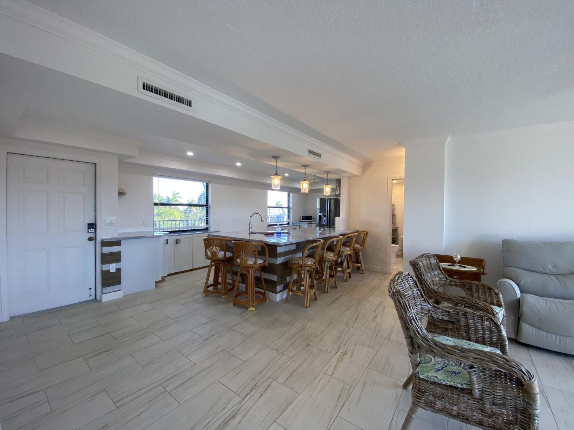 2424 N Federal Highway, Unit 407, Boynton Beach, FL 33435 Photo