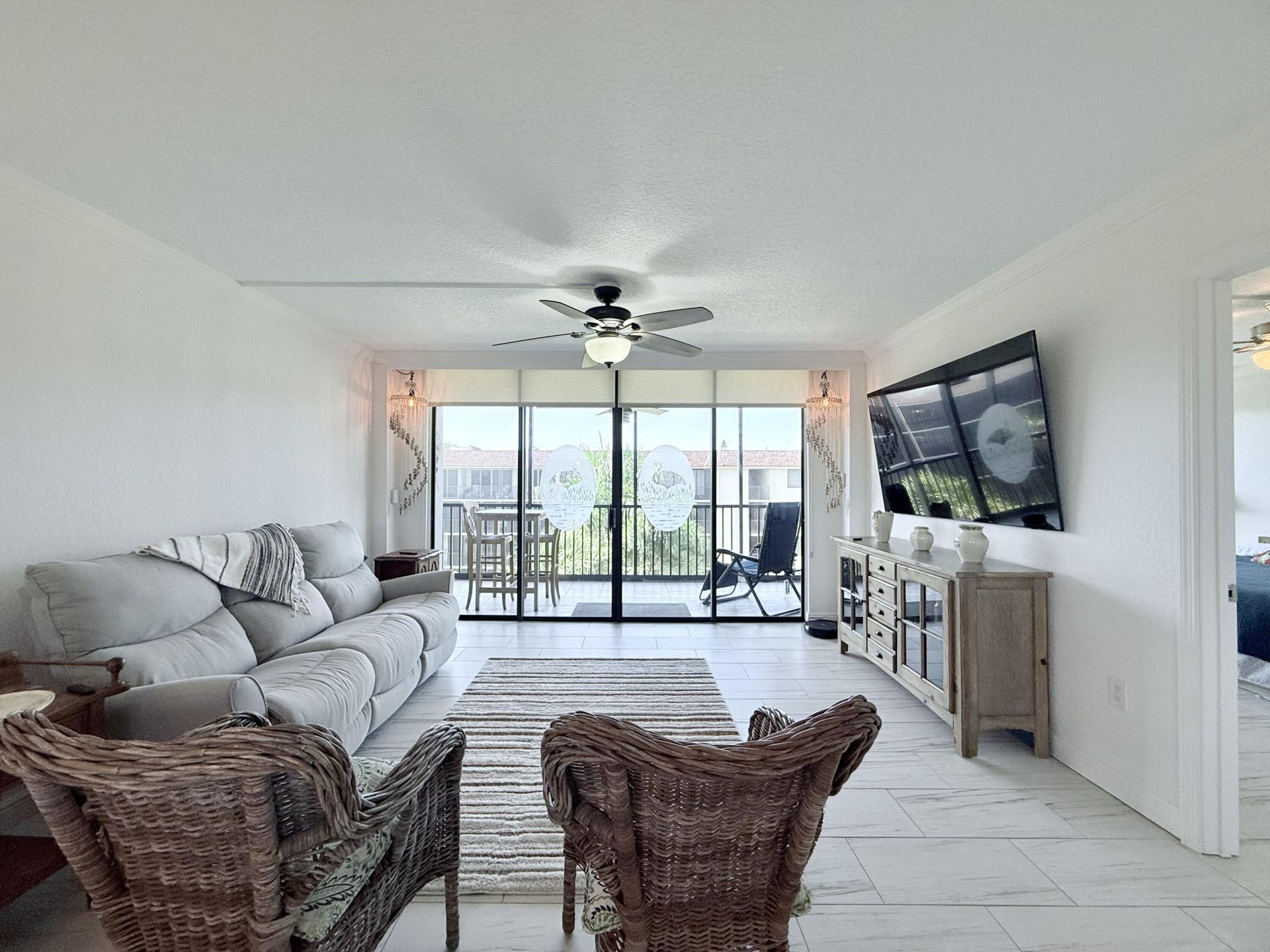 2424 N Federal Highway, Unit 407, Boynton Beach, FL 33435 Photo