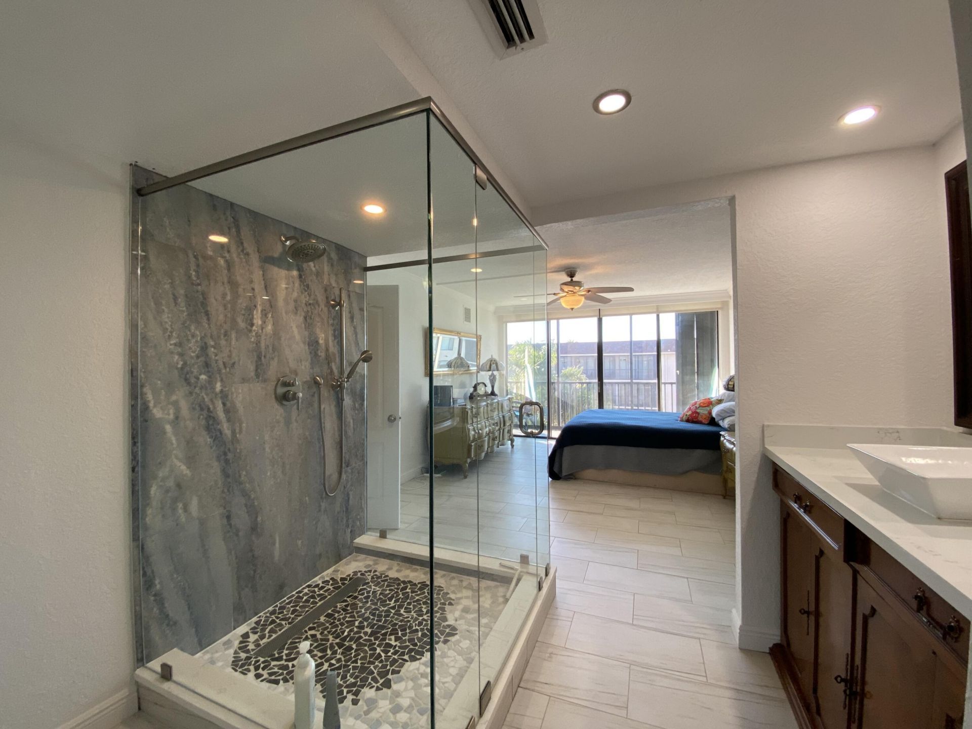 2424 N Federal Highway, Unit 407, Boynton Beach, FL 33435 Photo