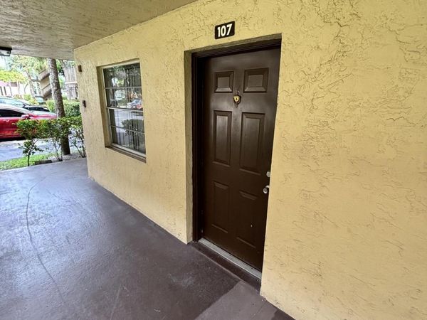 3121 NW 47th Terrace, Unit 107, Lauderdale Lakes, FL 33319