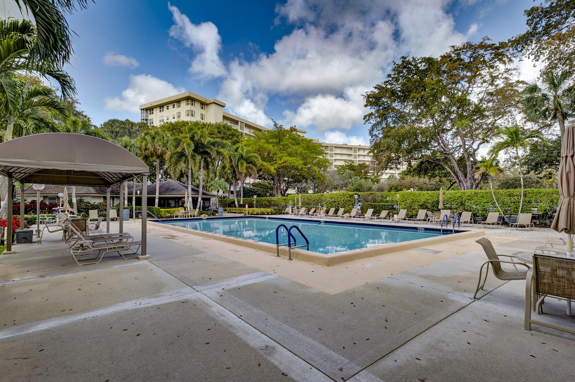 3520 Oaks Way, Unit 510, Pompano Beach, FL 33069 Photo