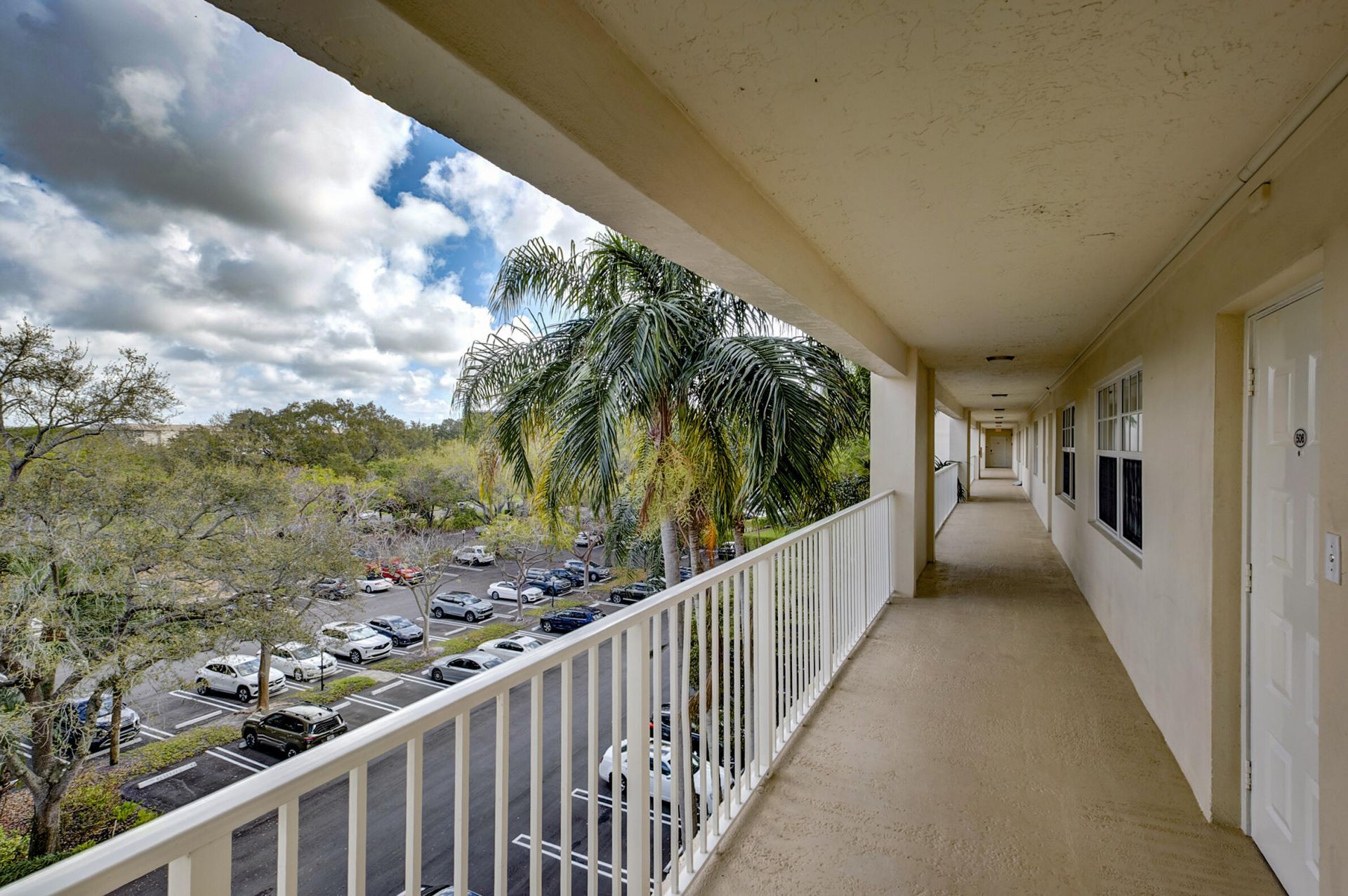 3520 Oaks Way, Unit 510, Pompano Beach, FL 33069 Photo