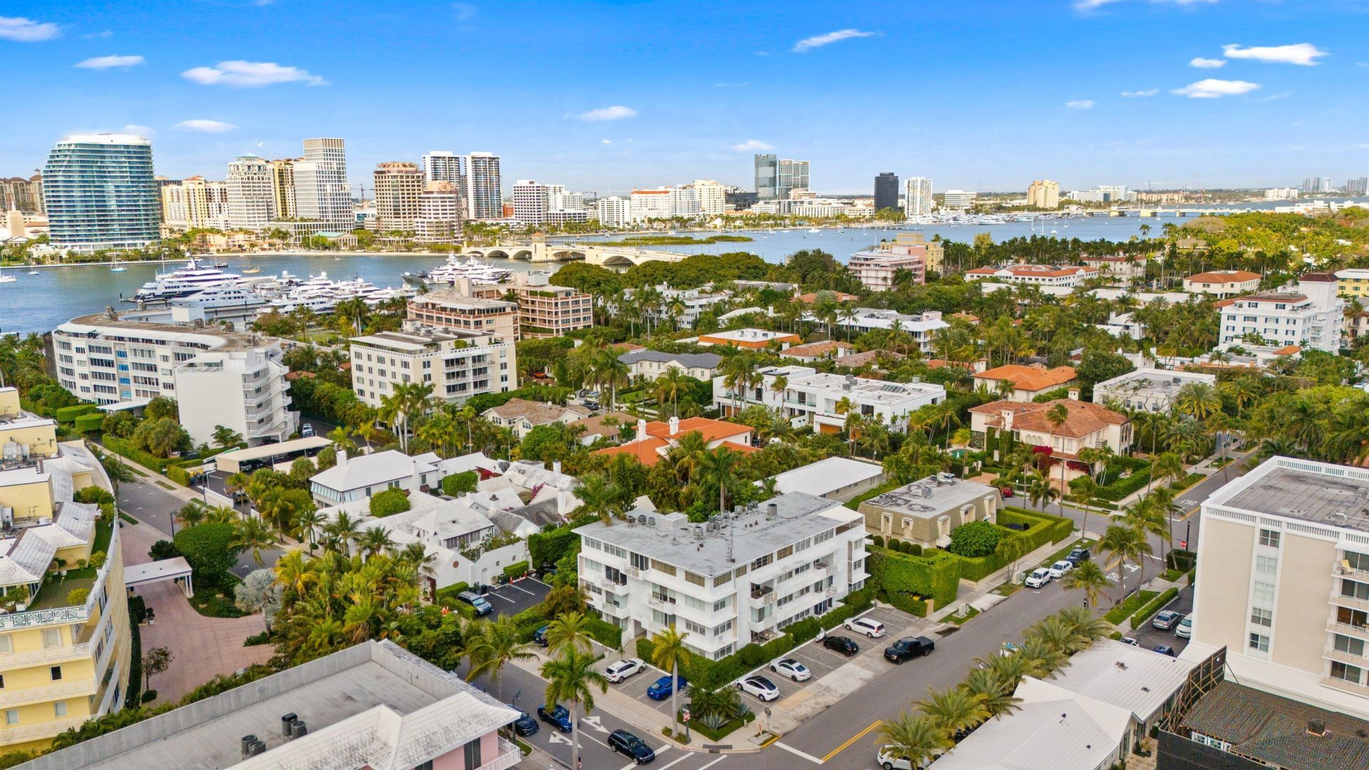 401 Peruvian, Unit 1010, Palm Beach, FL 33480 Photo