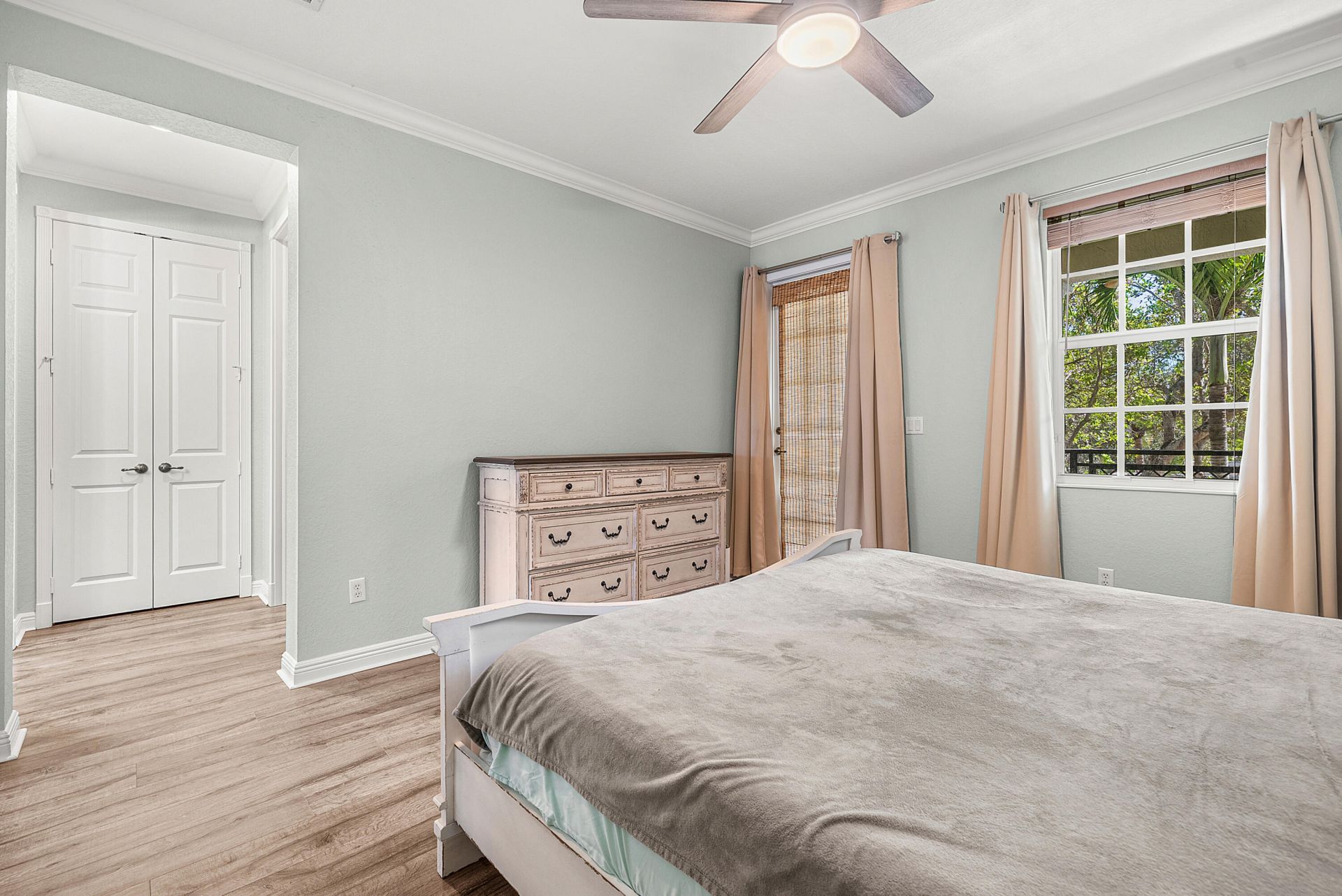 704 NW 83rd Place, Boca Raton, FL 33487 Photo