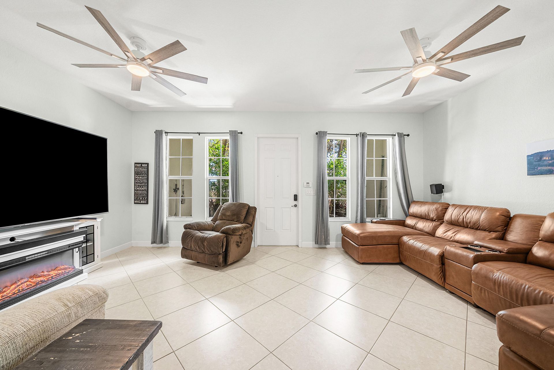 704 NW 83rd Place, Boca Raton, FL 33487 Photo