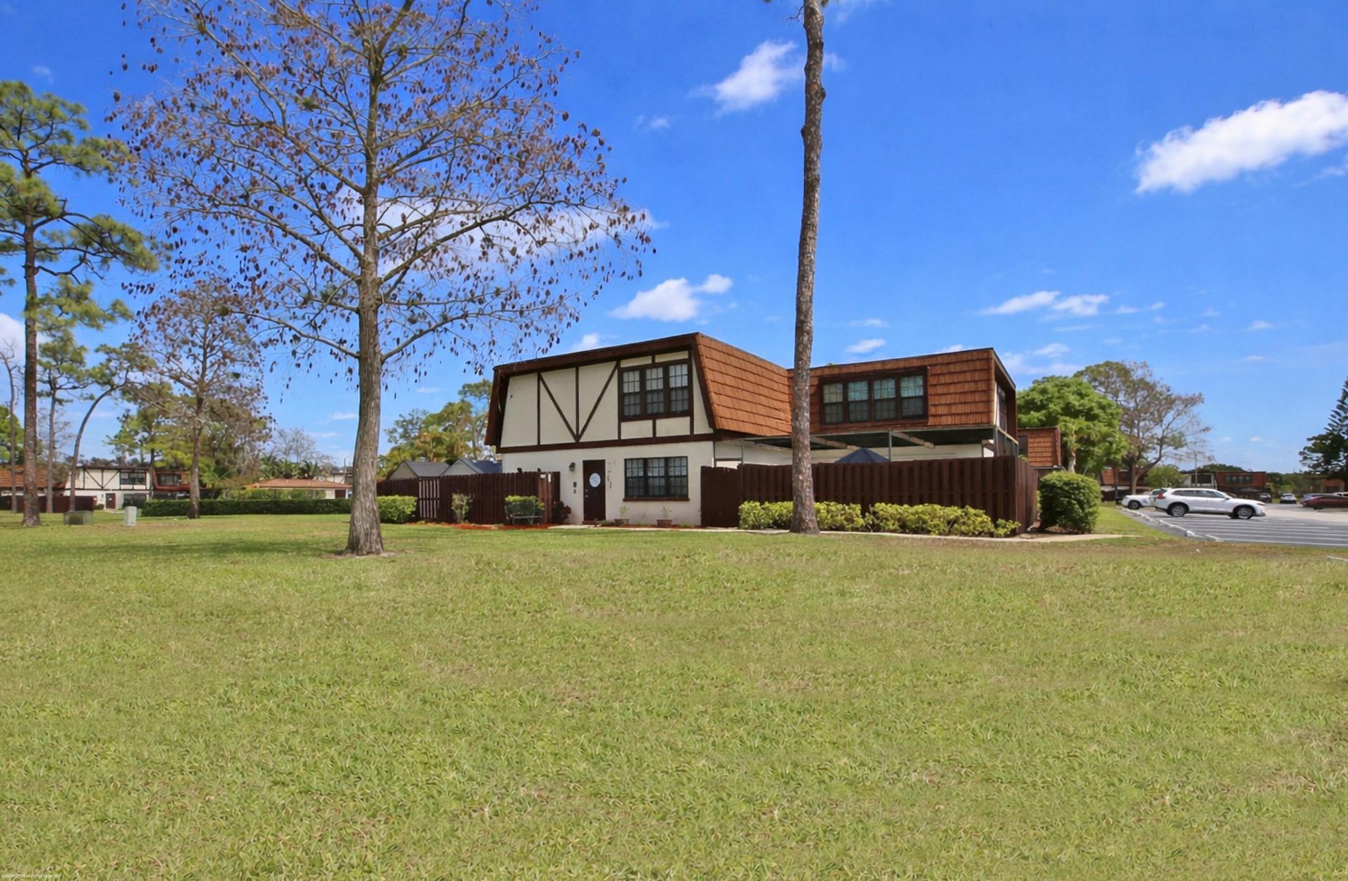 107 Weybridge Circle, Unit D, Royal Palm Beach, FL 33411 Photo