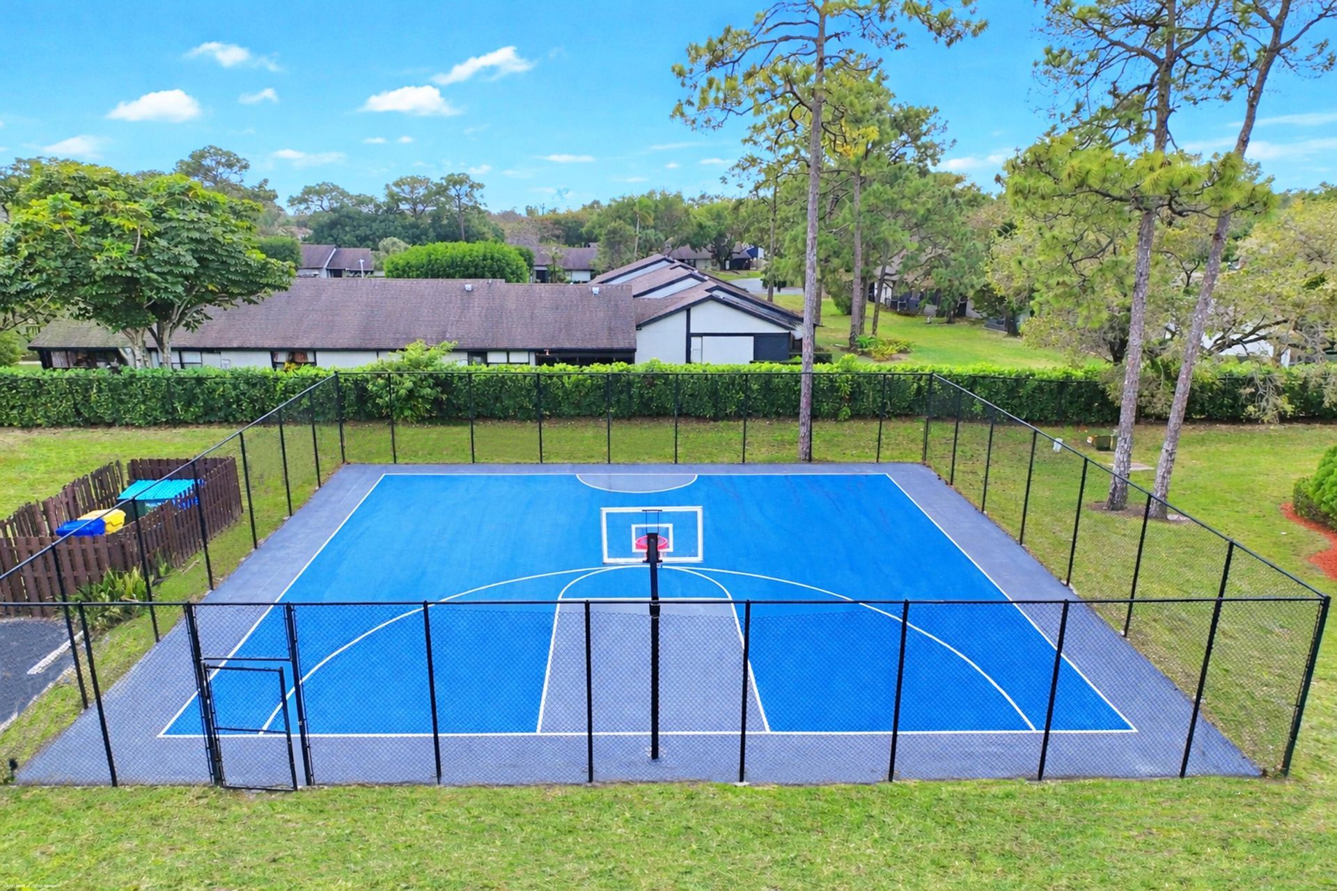 107 Weybridge Circle, Unit D, Royal Palm Beach, FL 33411 Photo