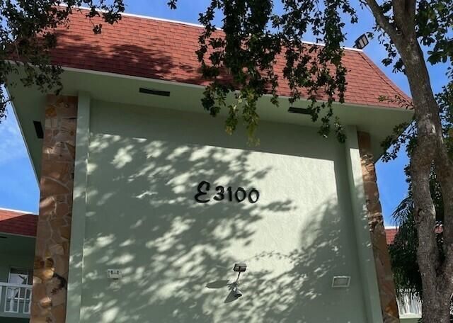 3100 Springdale, Unit 212, Palm Springs, FL 33461 Photo