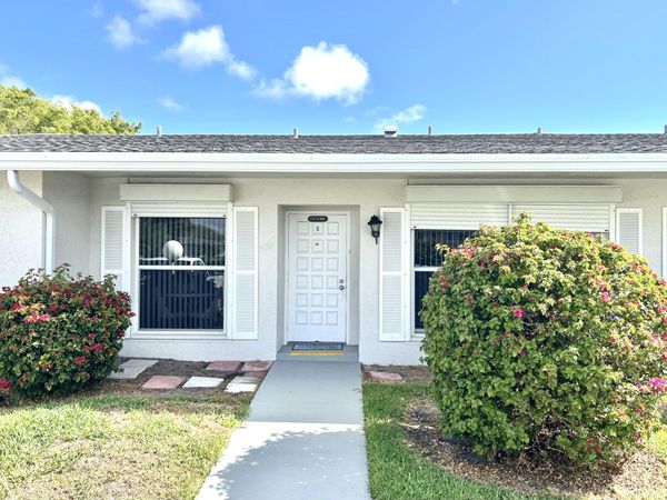 2711 SW 13th Street, Unit B, Delray Beach, FL 33445