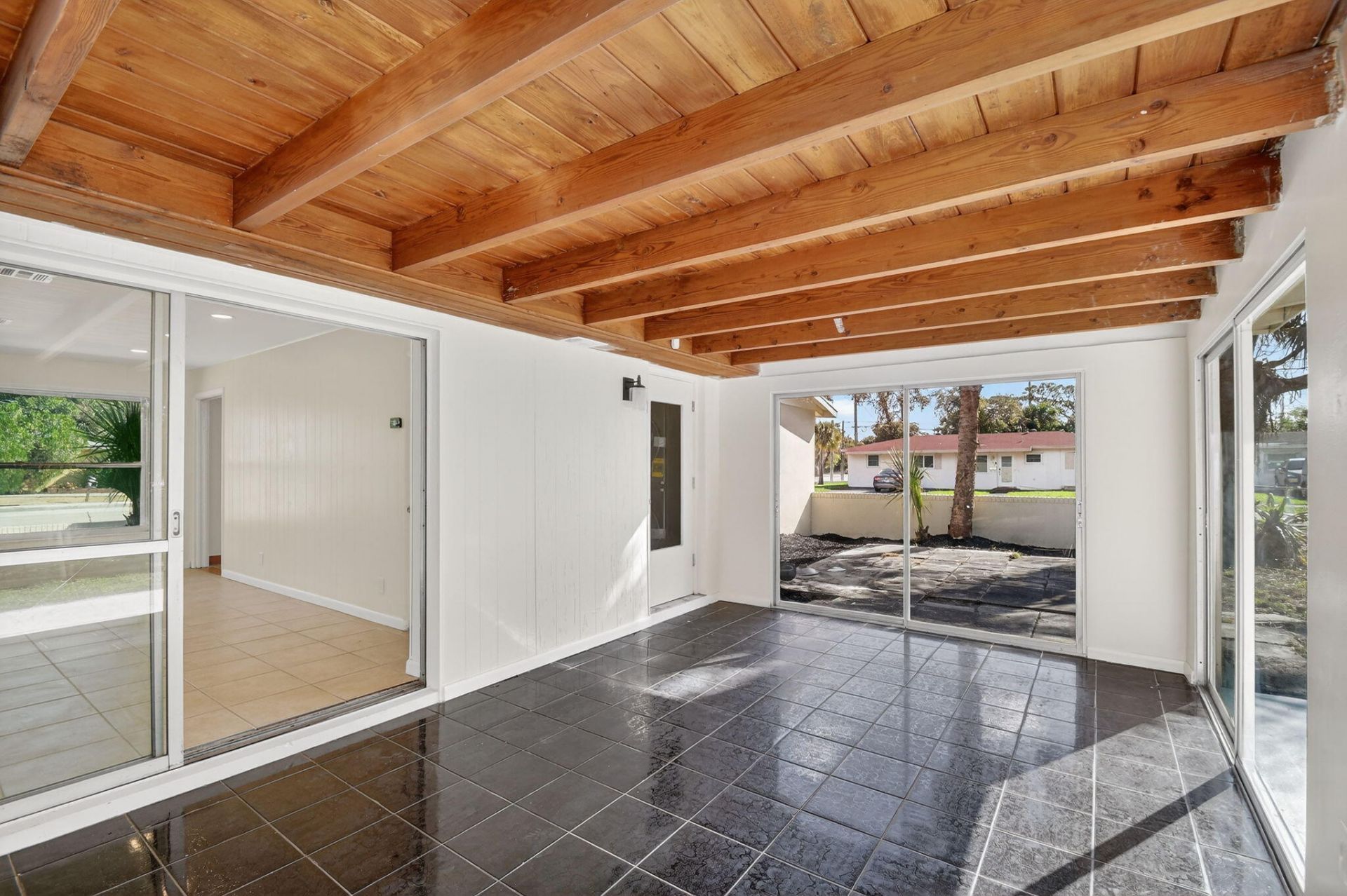 371 W 34th Street, Riviera Beach, FL 33404 Photo