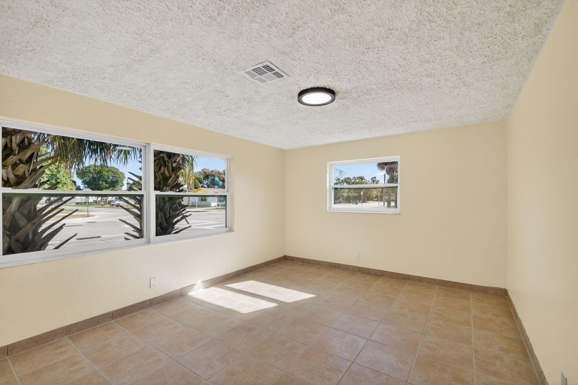 371 W 34th, Riviera Beach, FL 33404 Photo