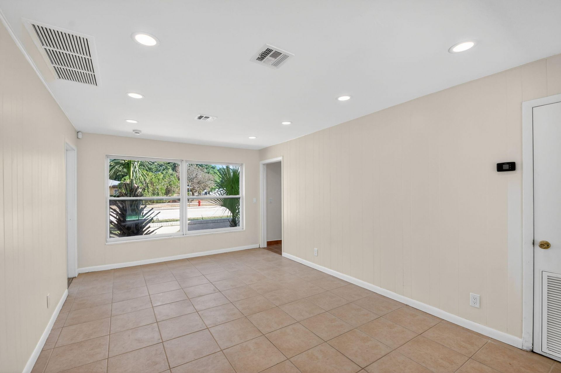 371 W 34th Street, Riviera Beach, FL 33404 Photo