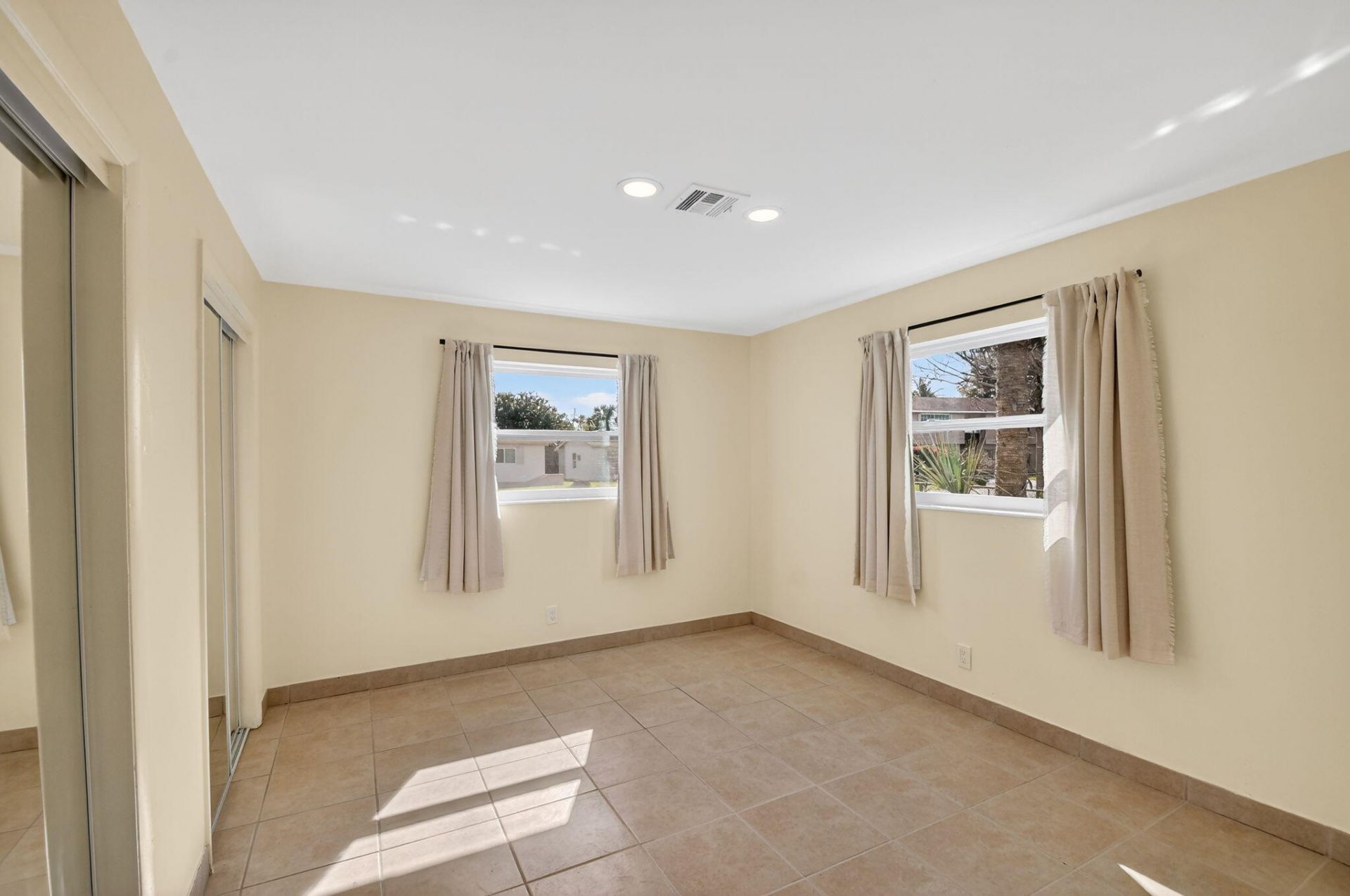 371 W 34th, Riviera Beach, FL 33404 Photo