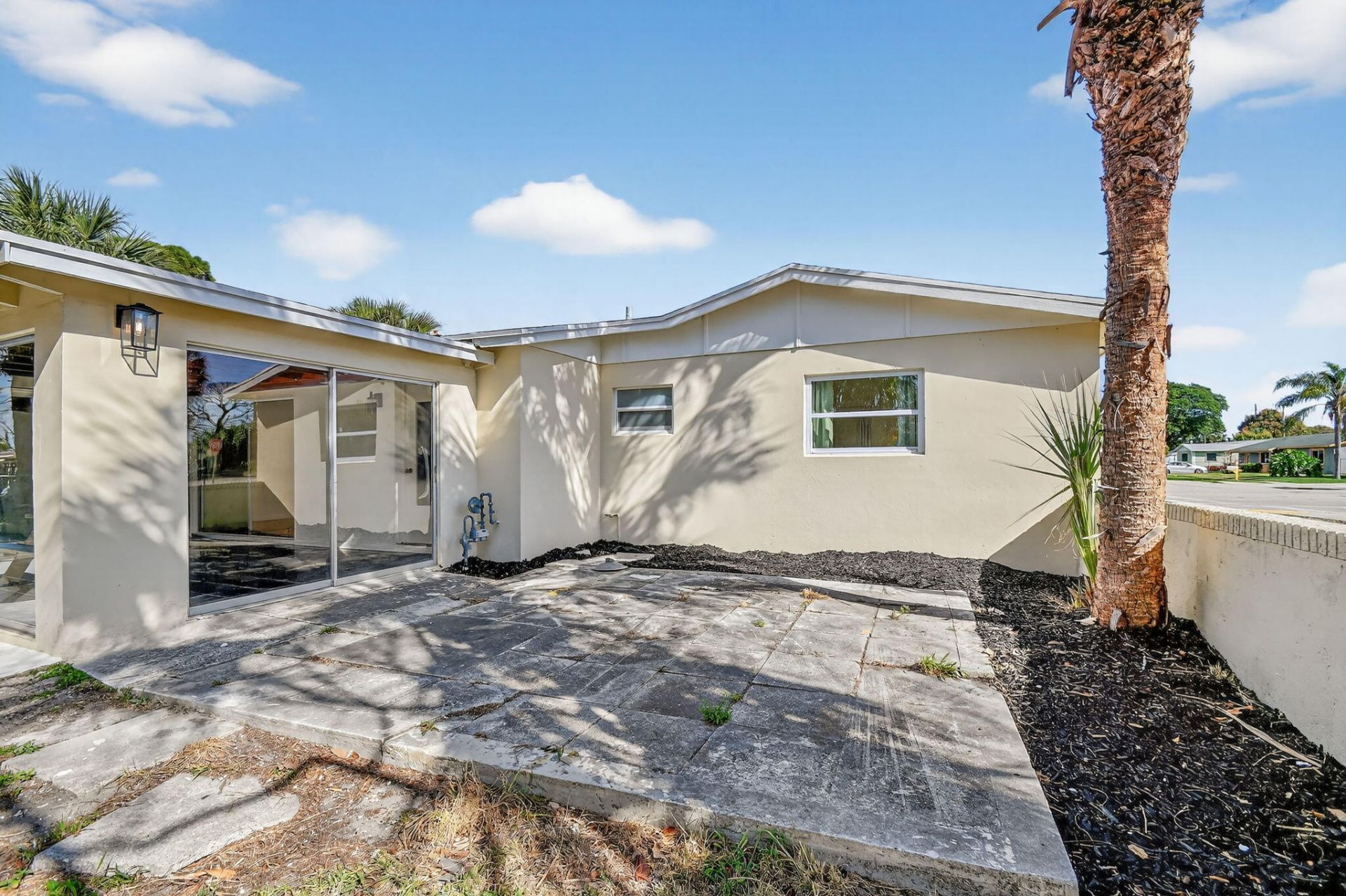 371 W 34th, Riviera Beach, FL 33404 Photo