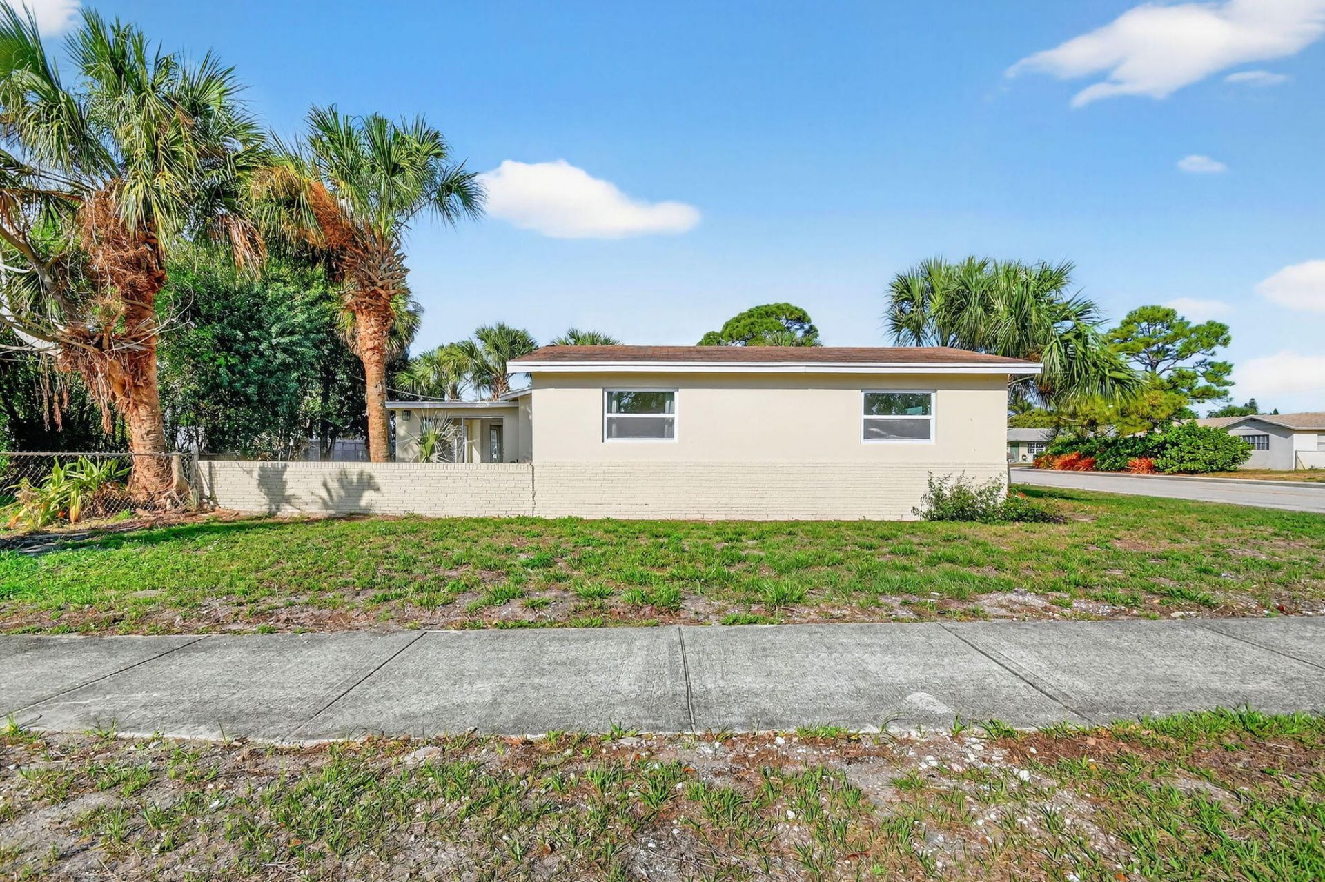 371 W 34th, Riviera Beach, FL 33404 Photo
