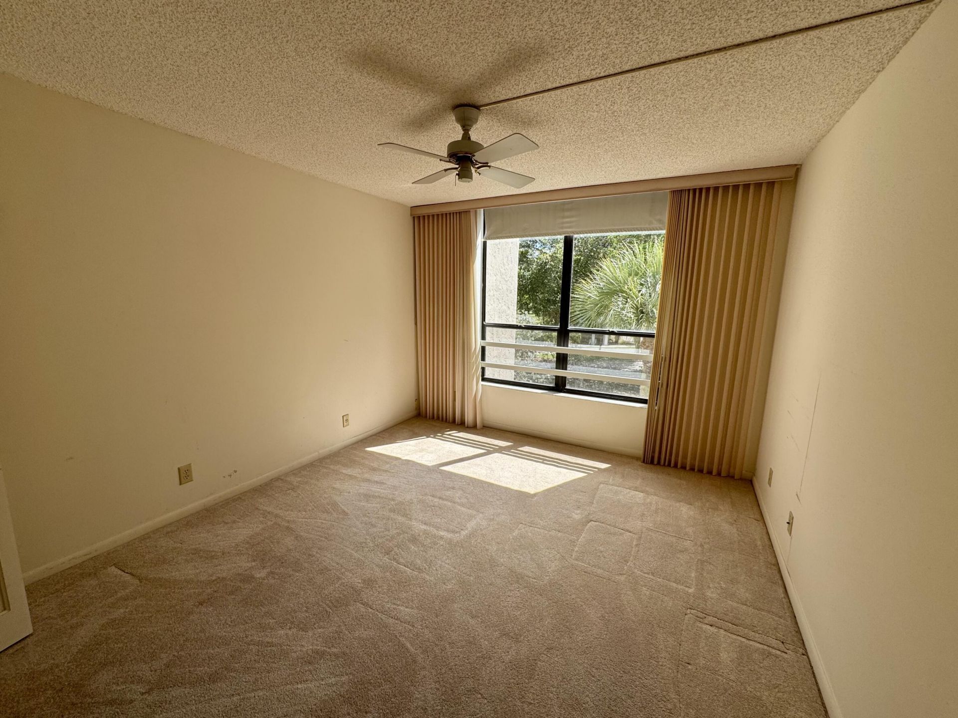 8050 W Mcnab Road, Unit 320, Tamarac, FL 33321 Photo