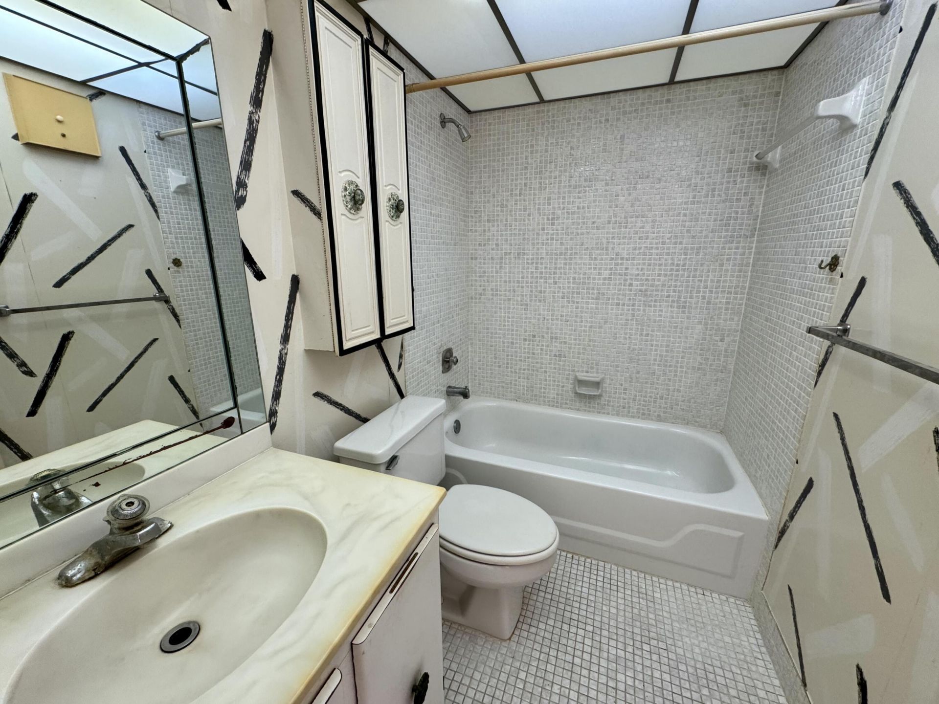 8050 W Mcnab Road, Unit 320, Tamarac, FL 33321 Photo