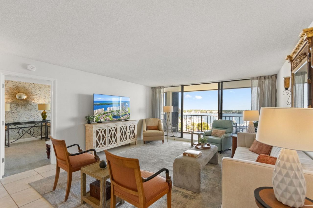 136 Lakeshore Drive, Unit 711, North Palm Beach, FL 33408 Photo