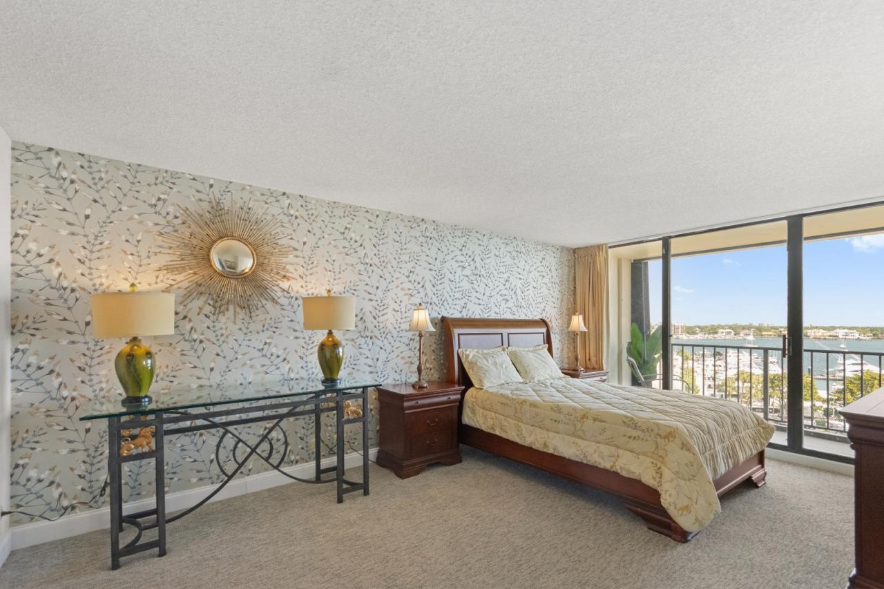 136 Lakeshore Drive, Unit 711, North Palm Beach, FL 33408 Photo