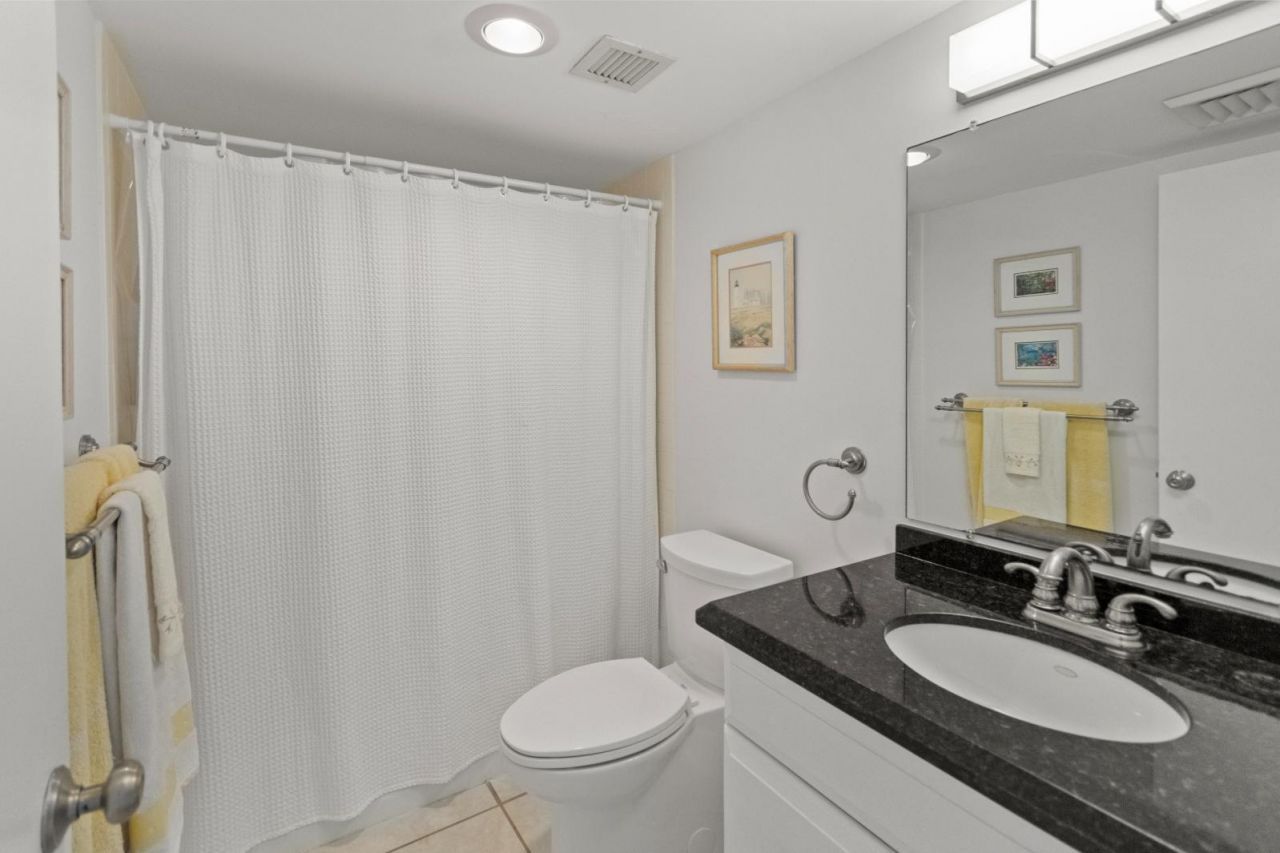 136 Lakeshore Drive, Unit 711, North Palm Beach, FL 33408 Photo