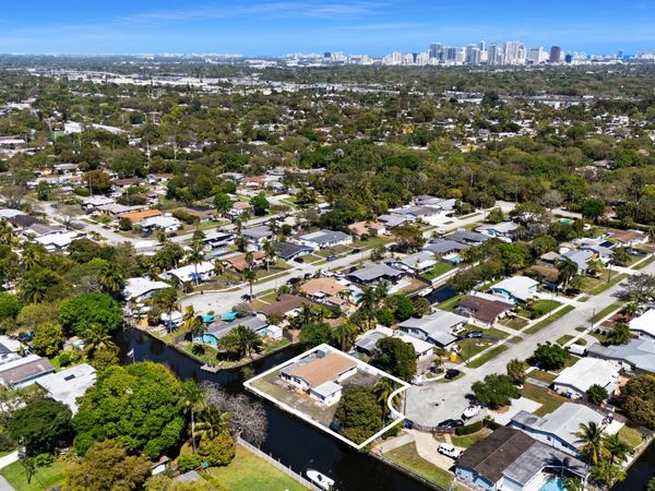 2731 SW 19th Street, Fort Lauderdale, FL 33312