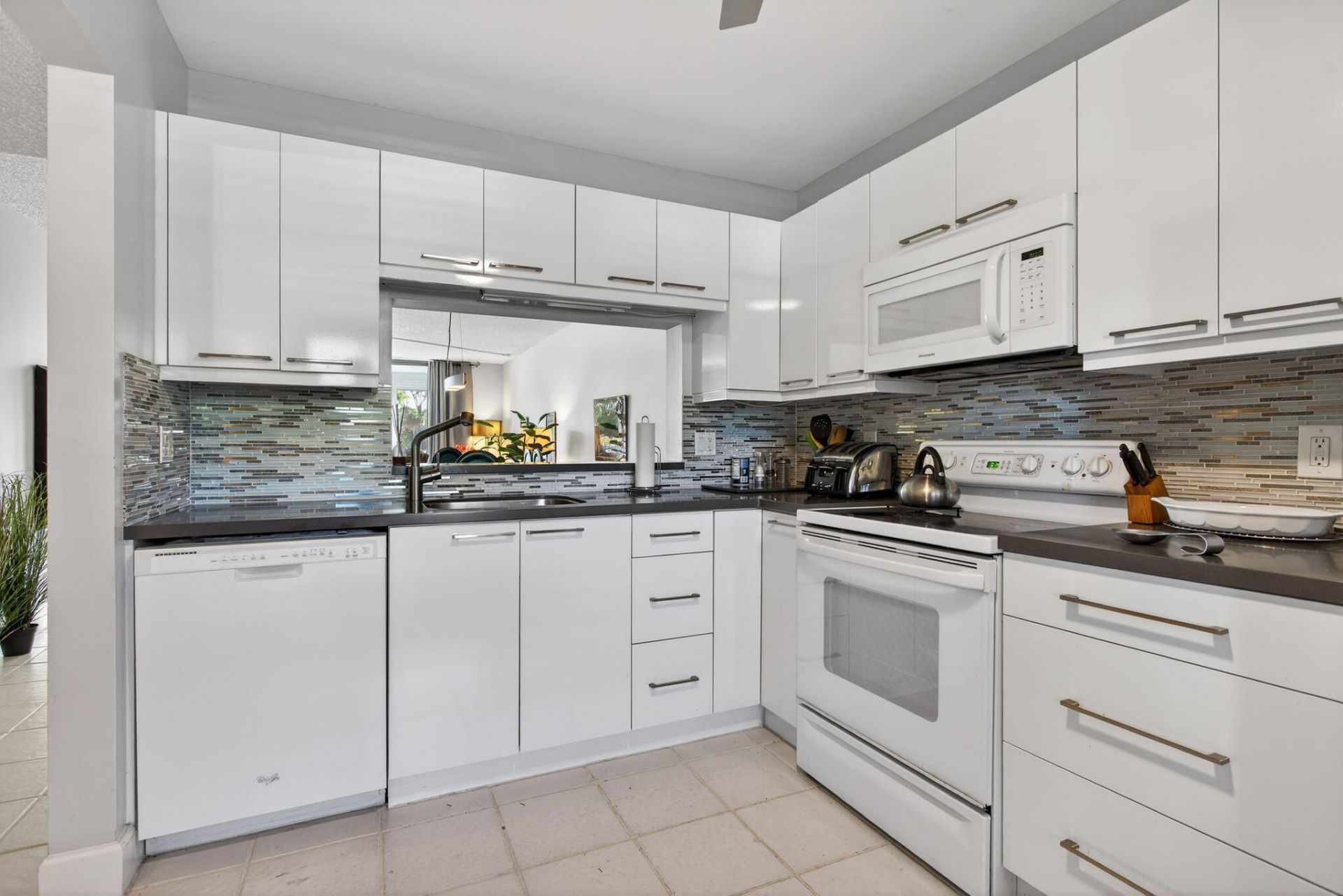 3485 Environ Boulevard, Unit C107, Lauderhill, FL 33319 Photo