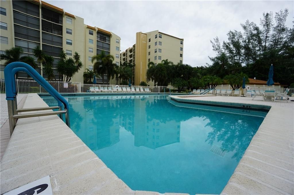 3930 Inverrary Boulevard, Unit 703-d, Lauderhill, FL 33319 Photo