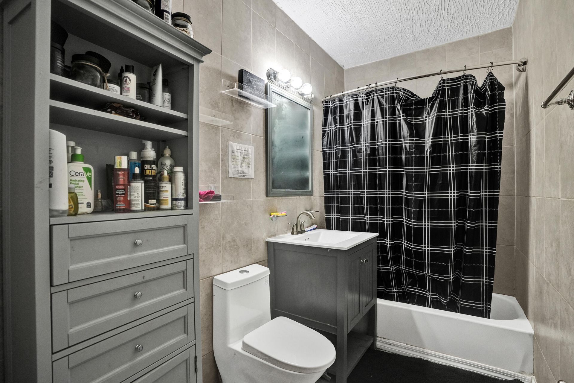 640 NE 160th St, Miami, FL 33162 Photo