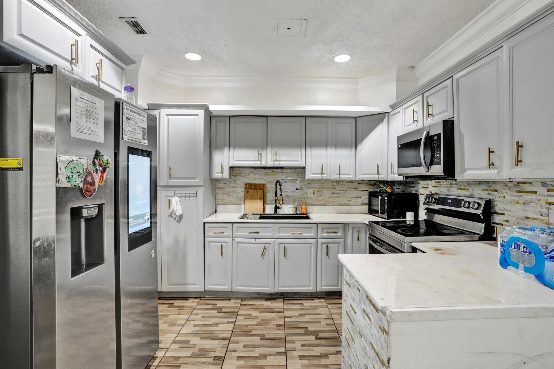 640 NE 160th St, Miami, FL 33162 Photo