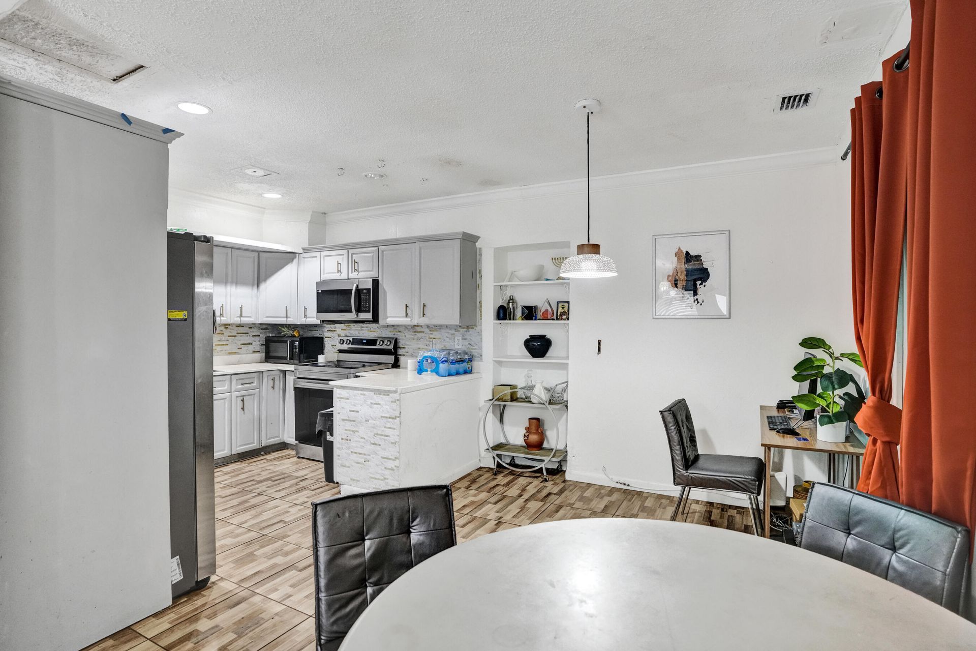 640 NE 160th St, Miami, FL 33162 Photo