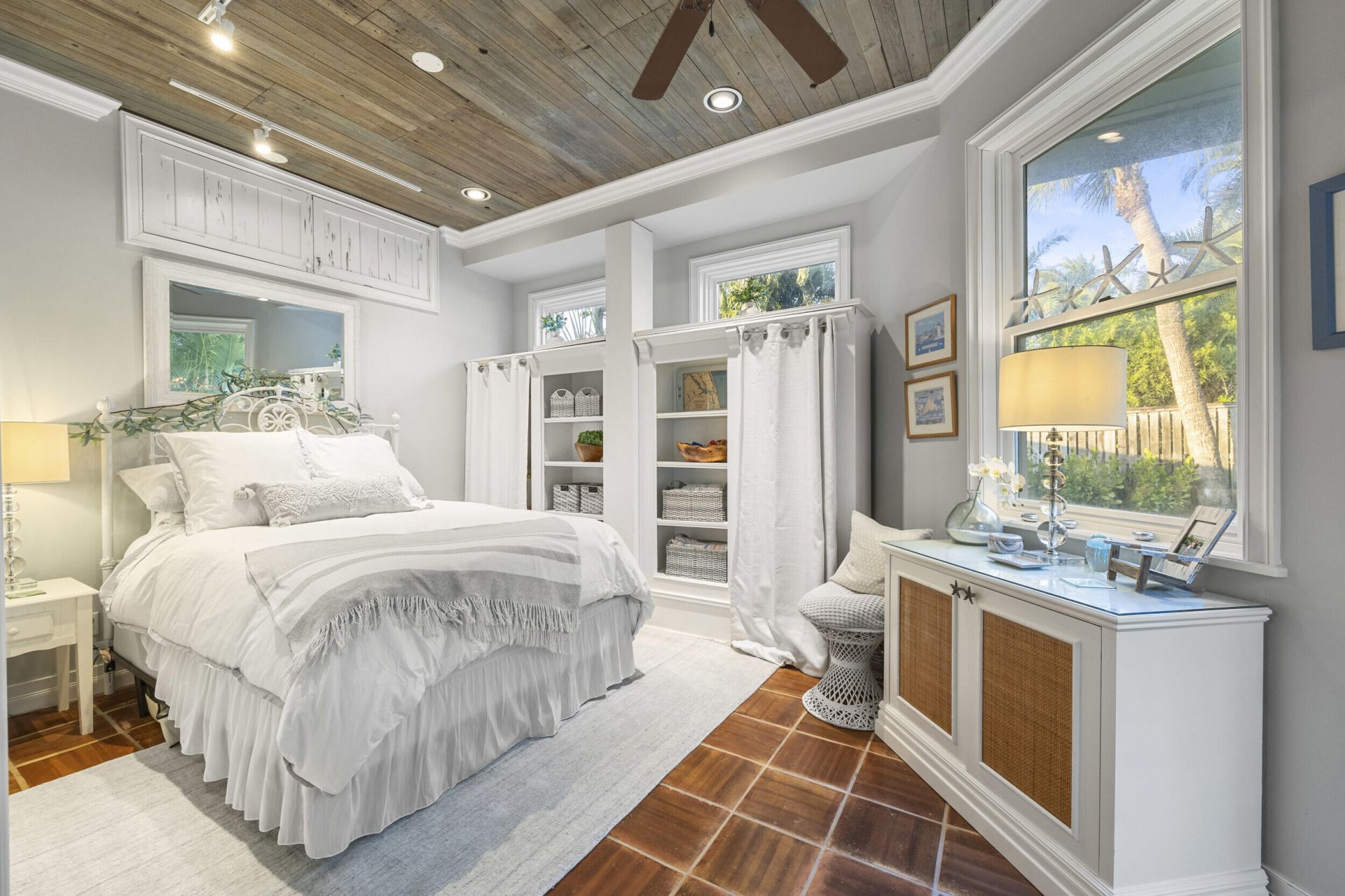 122 Lighthouse Drive, Jupiter Inlet Colony, FL 33469 Photo