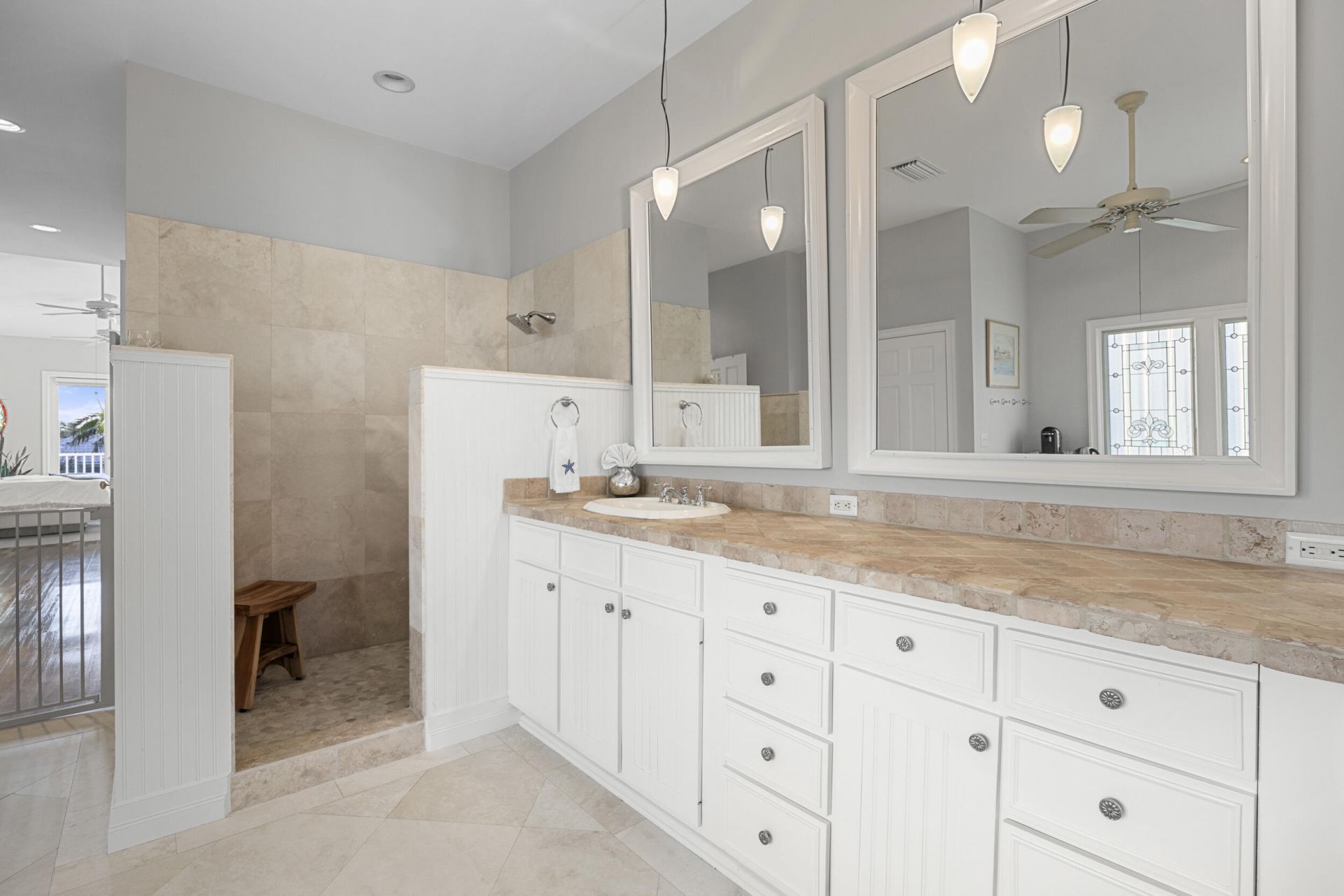 122 Lighthouse Dr, Jupiter Inlet Colony, FL 33469 Photo