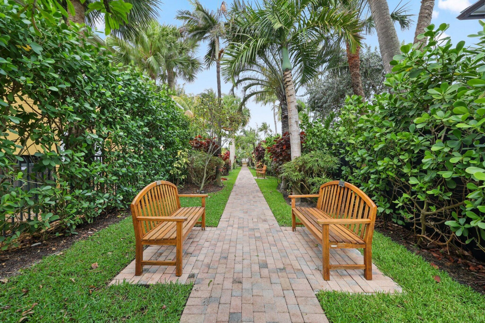 122 Lighthouse Drive, Jupiter Inlet Colony, FL 33469 Photo