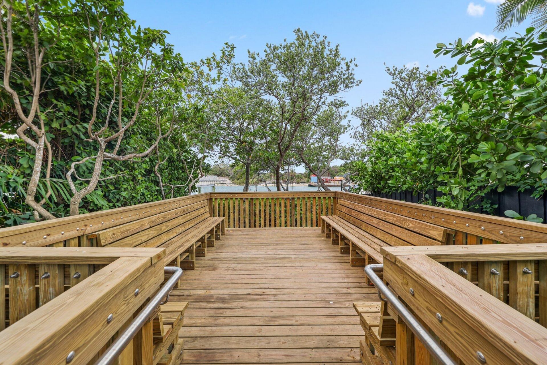 122 Lighthouse Drive, Jupiter Inlet Colony, FL 33469 Photo